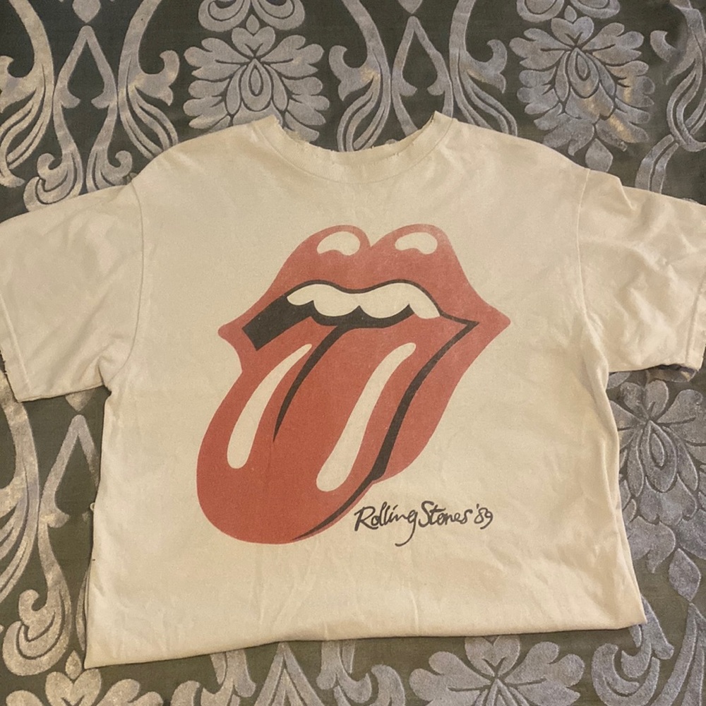 Distressed Rolling Stones T-shirt
